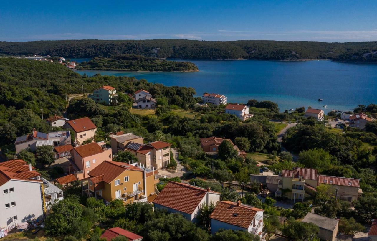 Apartments Makaus Супетарска Драга Стая снимка